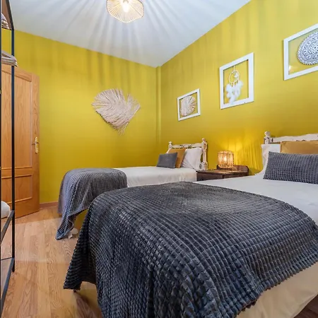 Con Piscina, Hogar De Zoe Trujillanos