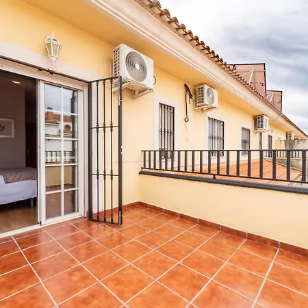 Hotel Con Piscina, Hogar De Zoe Trujillanos